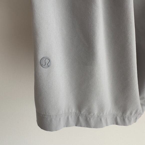 Lululemon Shorts Mens Medium Gray Pace Breaker 9'' Lined Silver Drop Performance - Picture 5 of 9